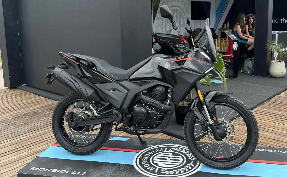 ¿Moto de aventura económica? Morbidelli presenta su T250X lista para todo