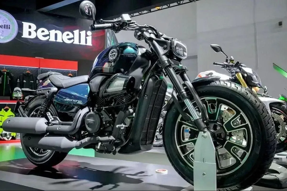 La moto vintage que quiere destronar a las japonesas. Llega la Benelli Leoncino 400