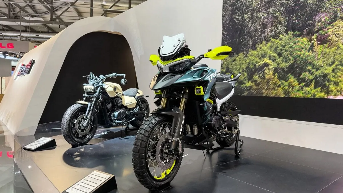 La nueva moto Benelli TRK 902 Xplorer promete conquistar los caminos con su motor de 900 cc
