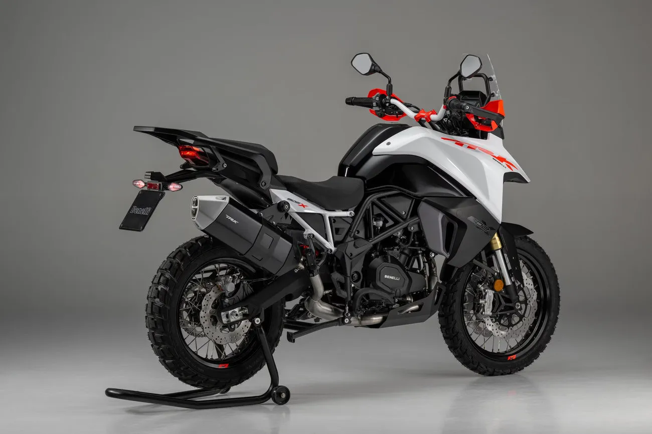 Nueva Benelli TRK: ahora 602, más potente y renovada a fondo
