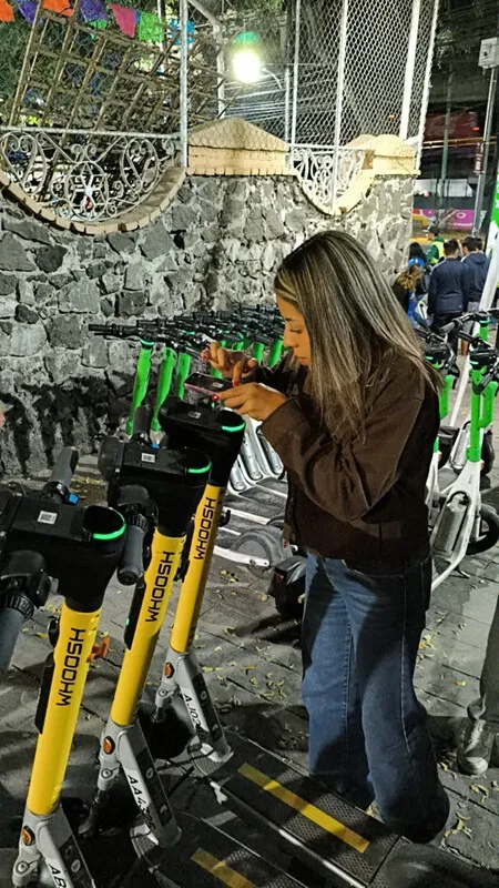 Adiós a las ciclovías y hola a las multas de dos mil pesos si manejas un scooter eléctrico en CDMX ahora necesitas placas de motocicleta